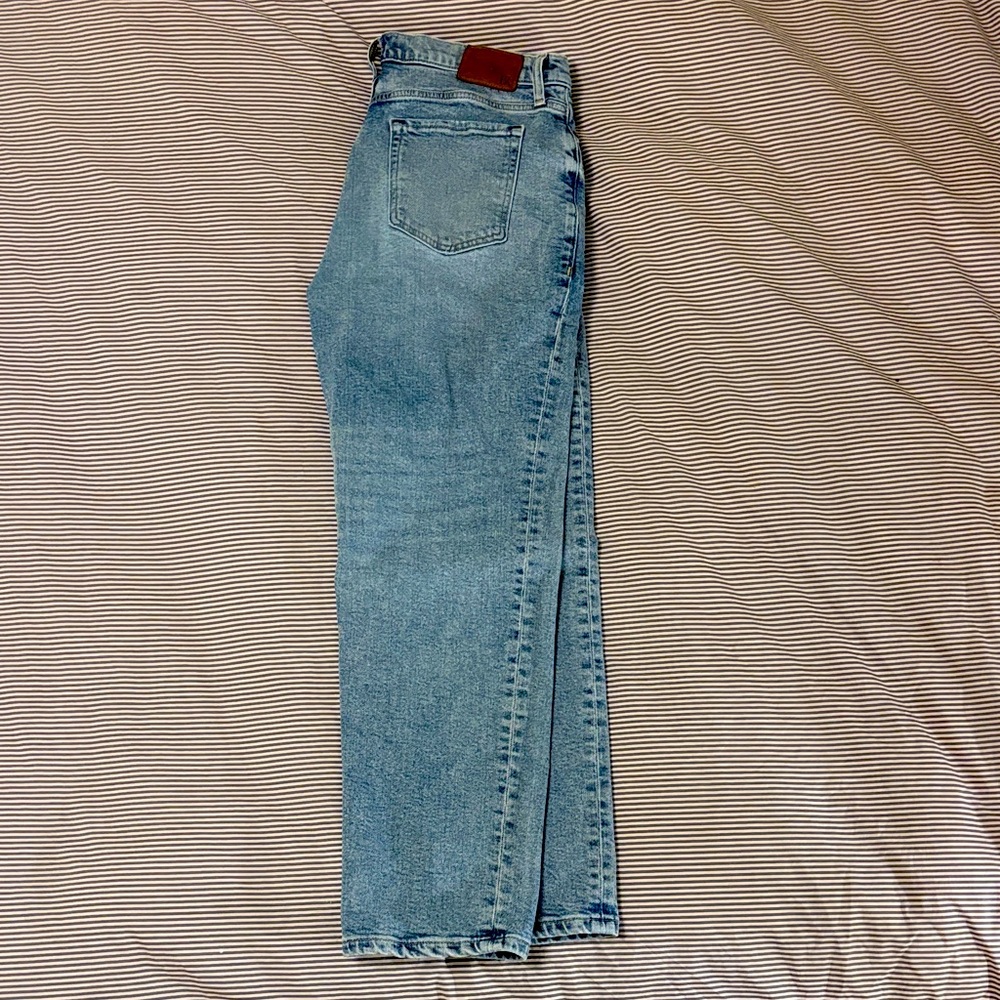 Banana Republic Mid-Rise 90s Loose Jean